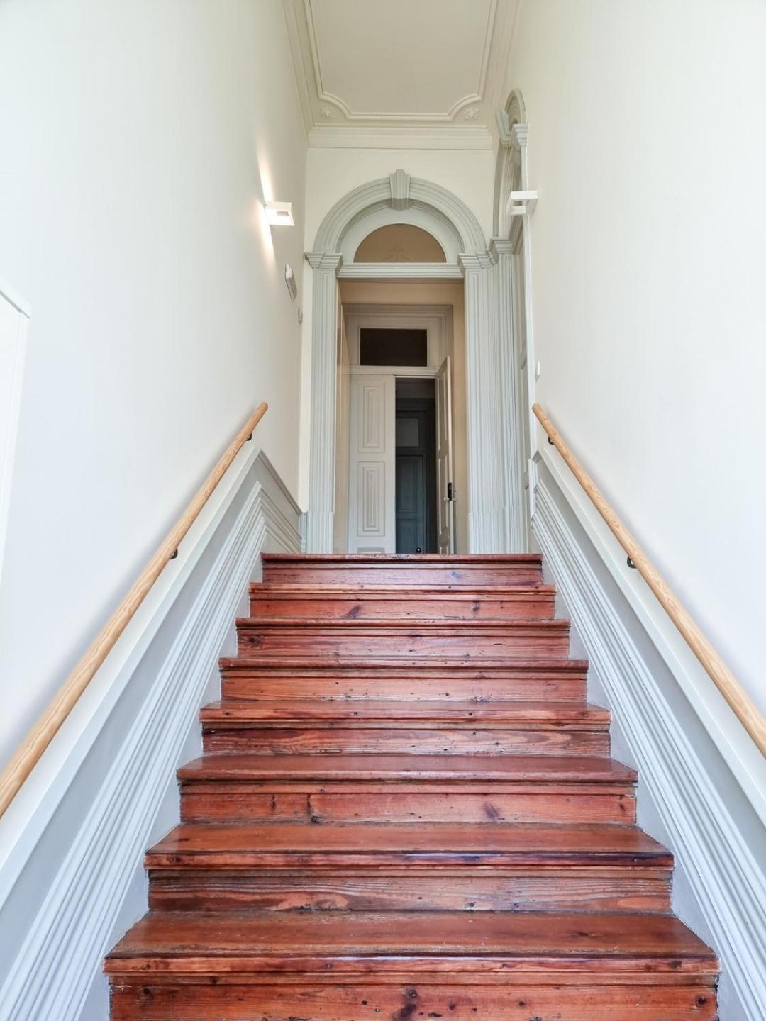 Spacious Flat With Private Terrace And Shared Pool *