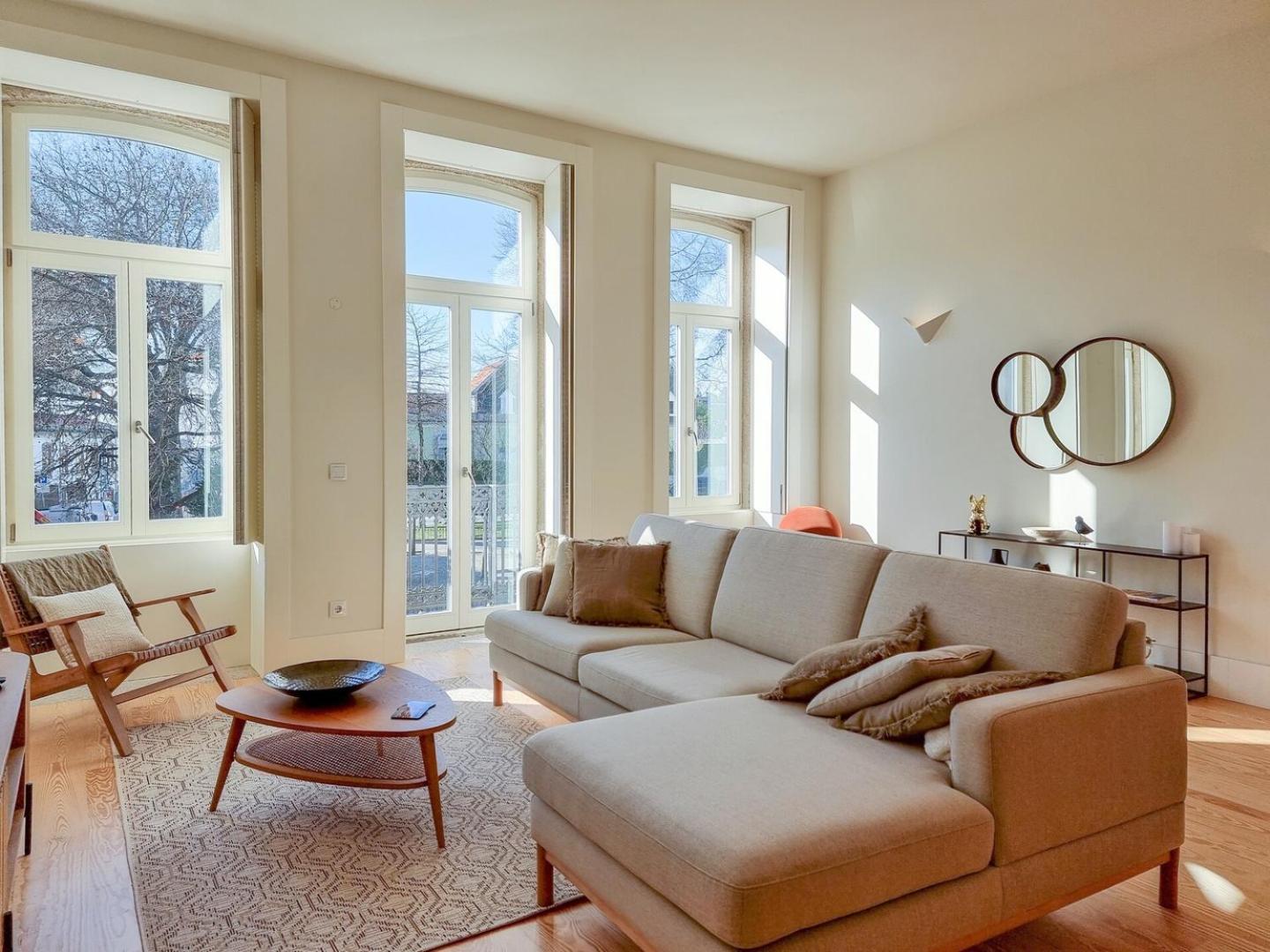 Apartament Spacious Flat With Private Terrace And Shared Pool *